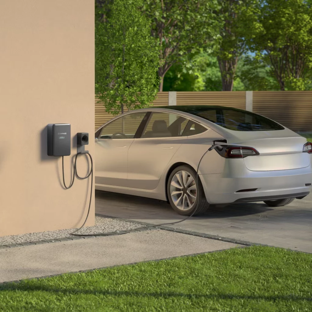Enphase autolader om thuis je elektrische auto op te laden.